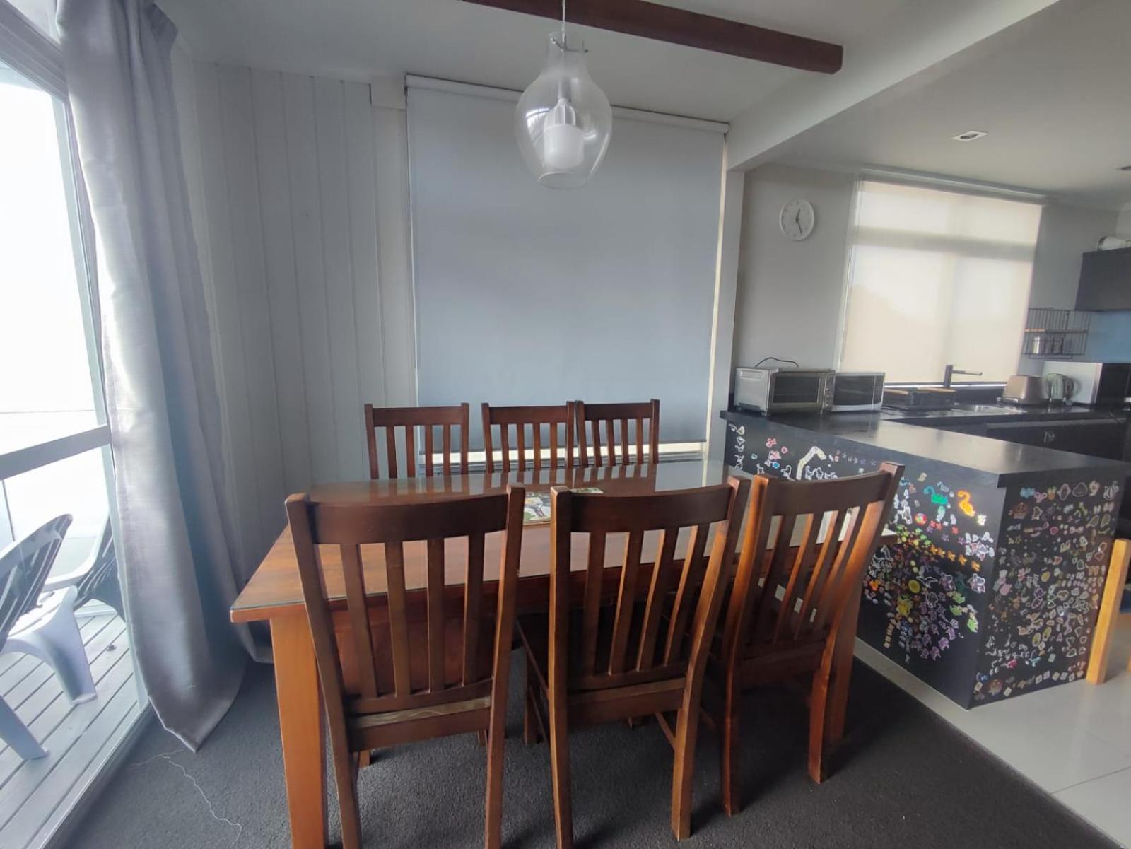 Home With Sea Views Ню Плимут Екстериор снимка