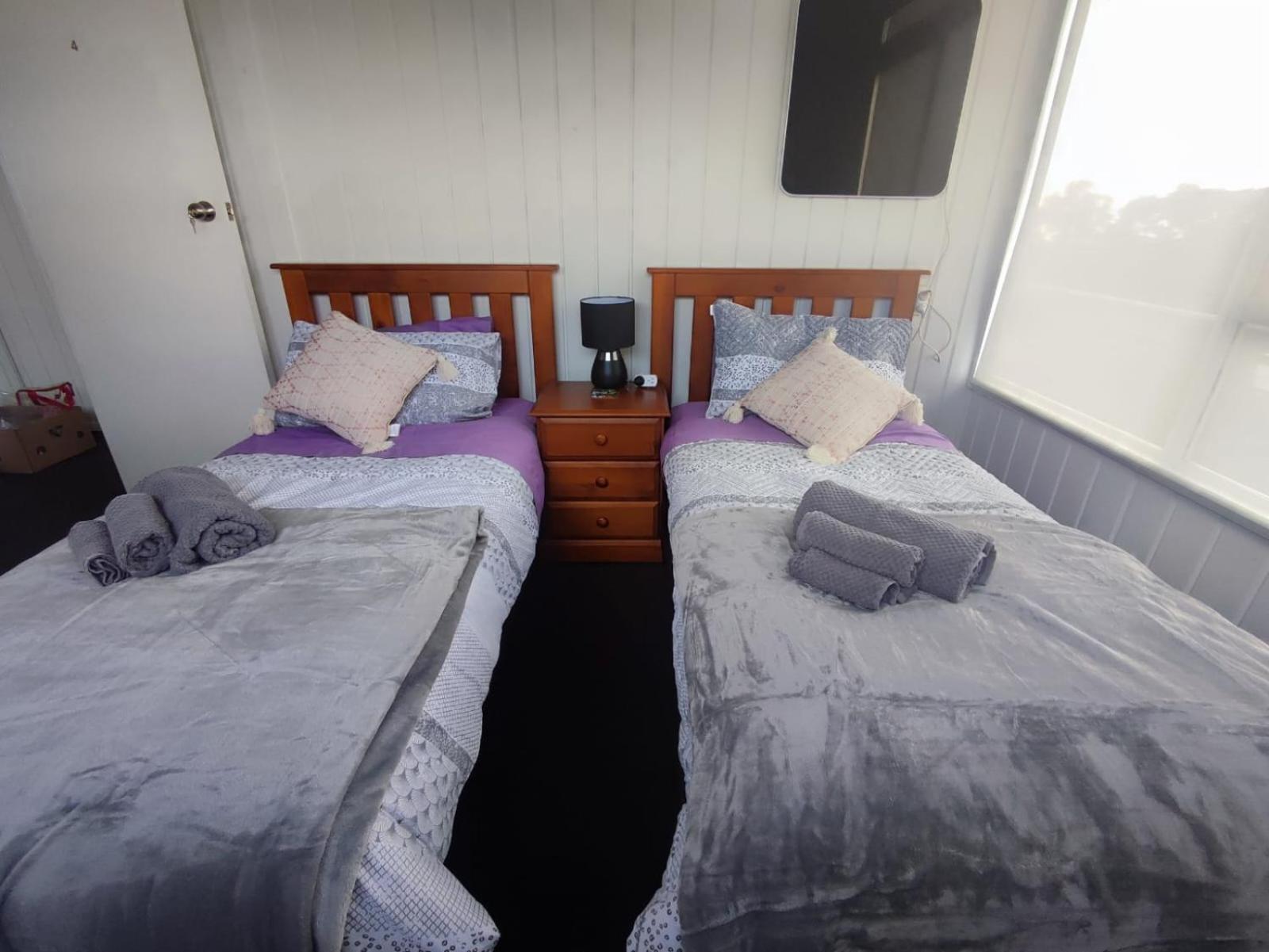Home With Sea Views Ню Плимут Екстериор снимка