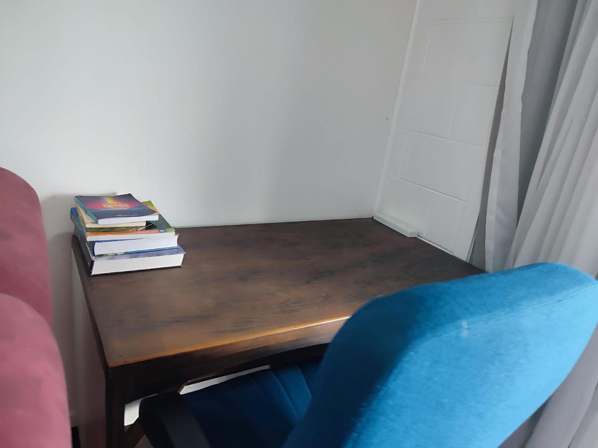 Home With Sea Views Ню Плимут Екстериор снимка