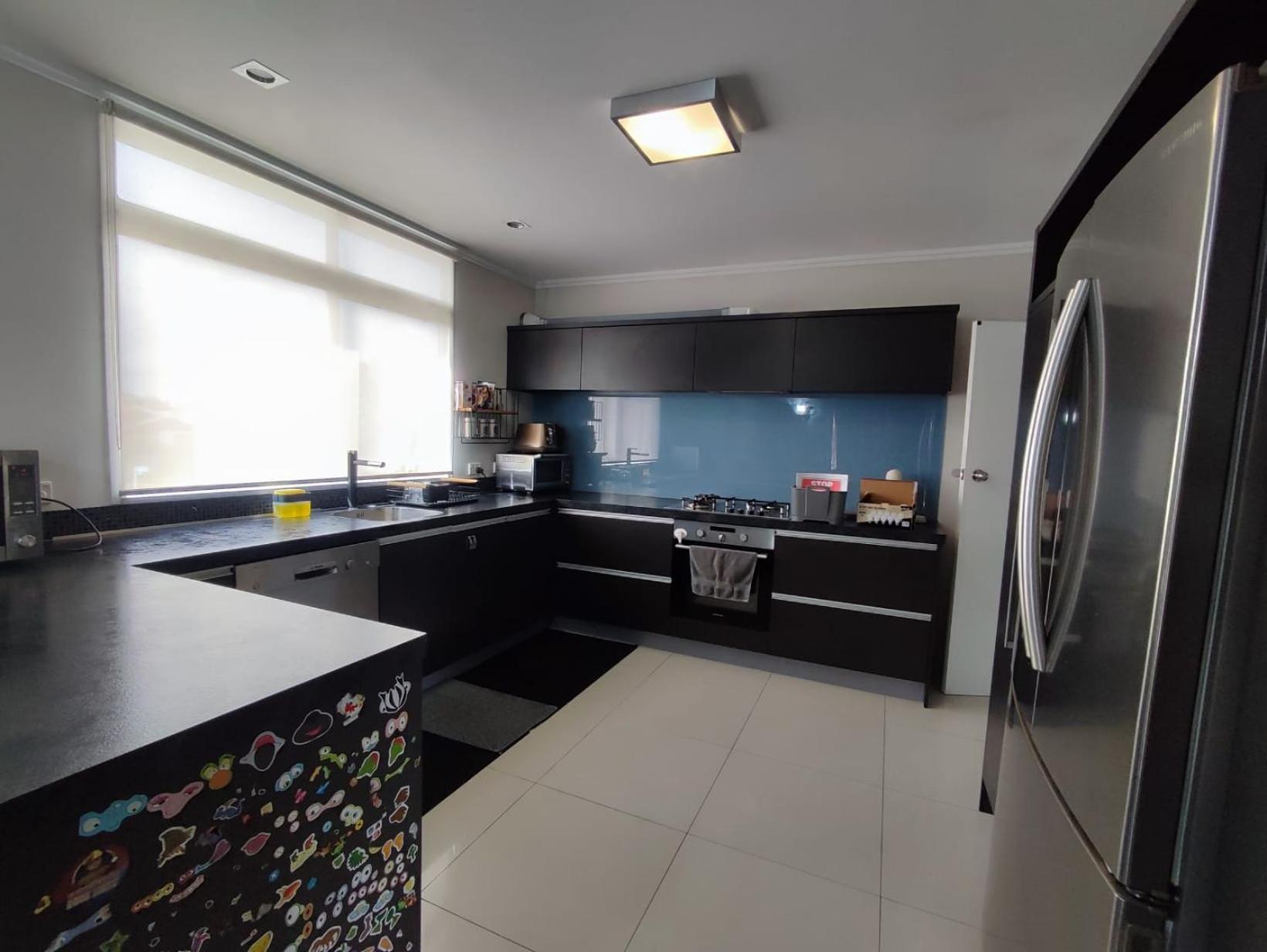 Home With Sea Views Ню Плимут Екстериор снимка
